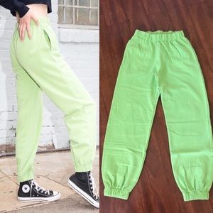 Brandy Melville Sweats🌸